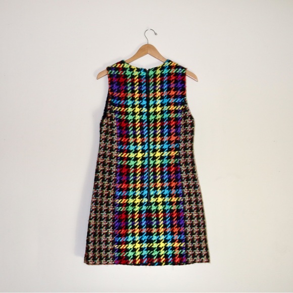 Alice + Olivia Colin Colorful Houndstooth Crewneck Sleeveless Short Mini Dress - Picture 5 of 16